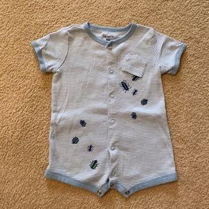 Baby boy blue romper.
